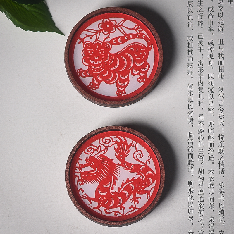 12生肖喜庆红色剪纸图案中国风木制创意新品设计纪念品磁力冰箱贴