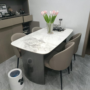 加厚全托底岩板餐桌椅组合家用轻奢不锈钢简约现代小户长方形桌子