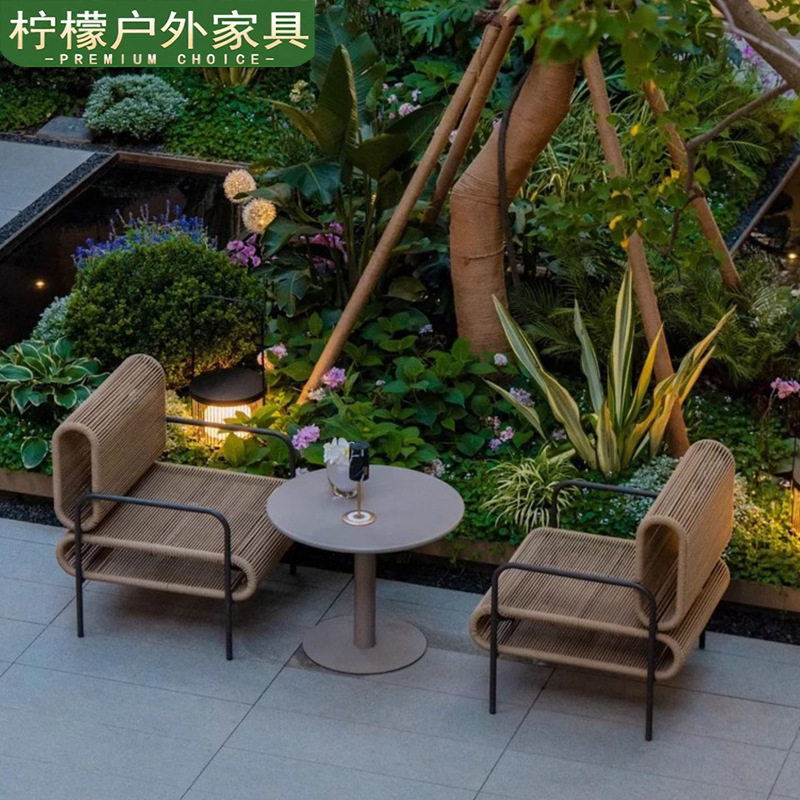 户外藤编沙发椅三件套露天餐厅阳台藤编桌椅网红藤编桌椅一桌两椅