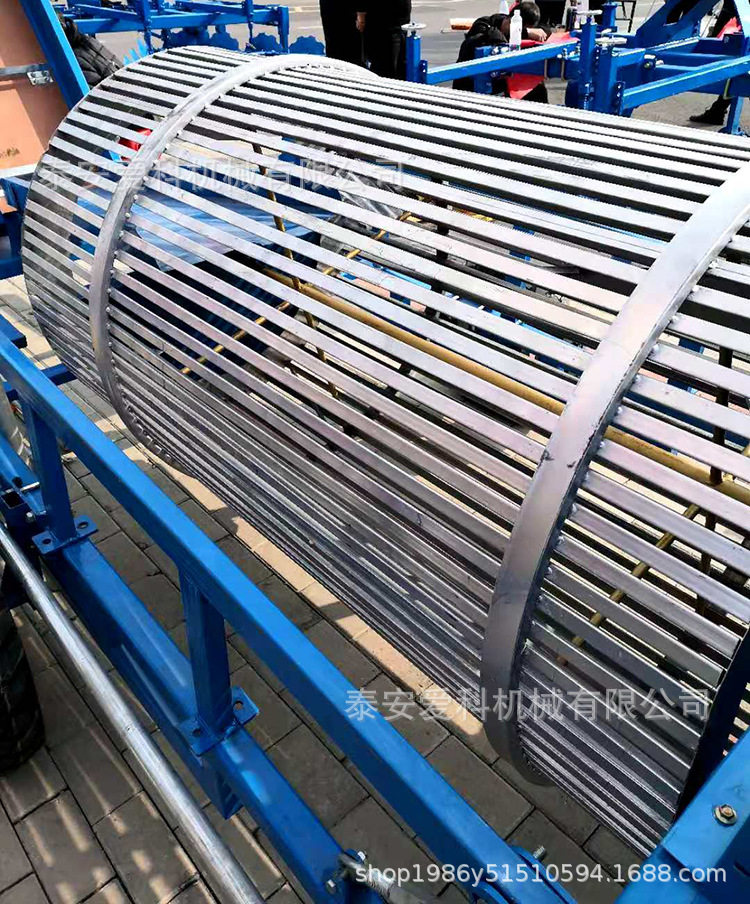 小型朝天椒摘果机 辣椒去把机 摘辣椒机收获机 新型辣椒采摘机