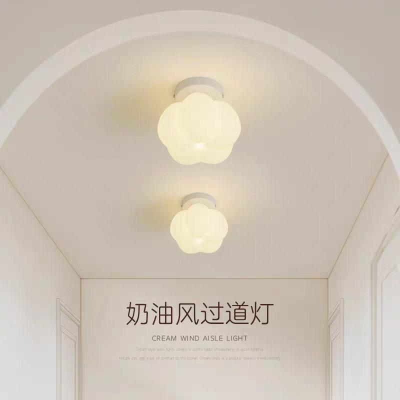 新款走廊过道阳台灯创意艺术奶油风ins入户门厅玄关楼梯小吸顶灯