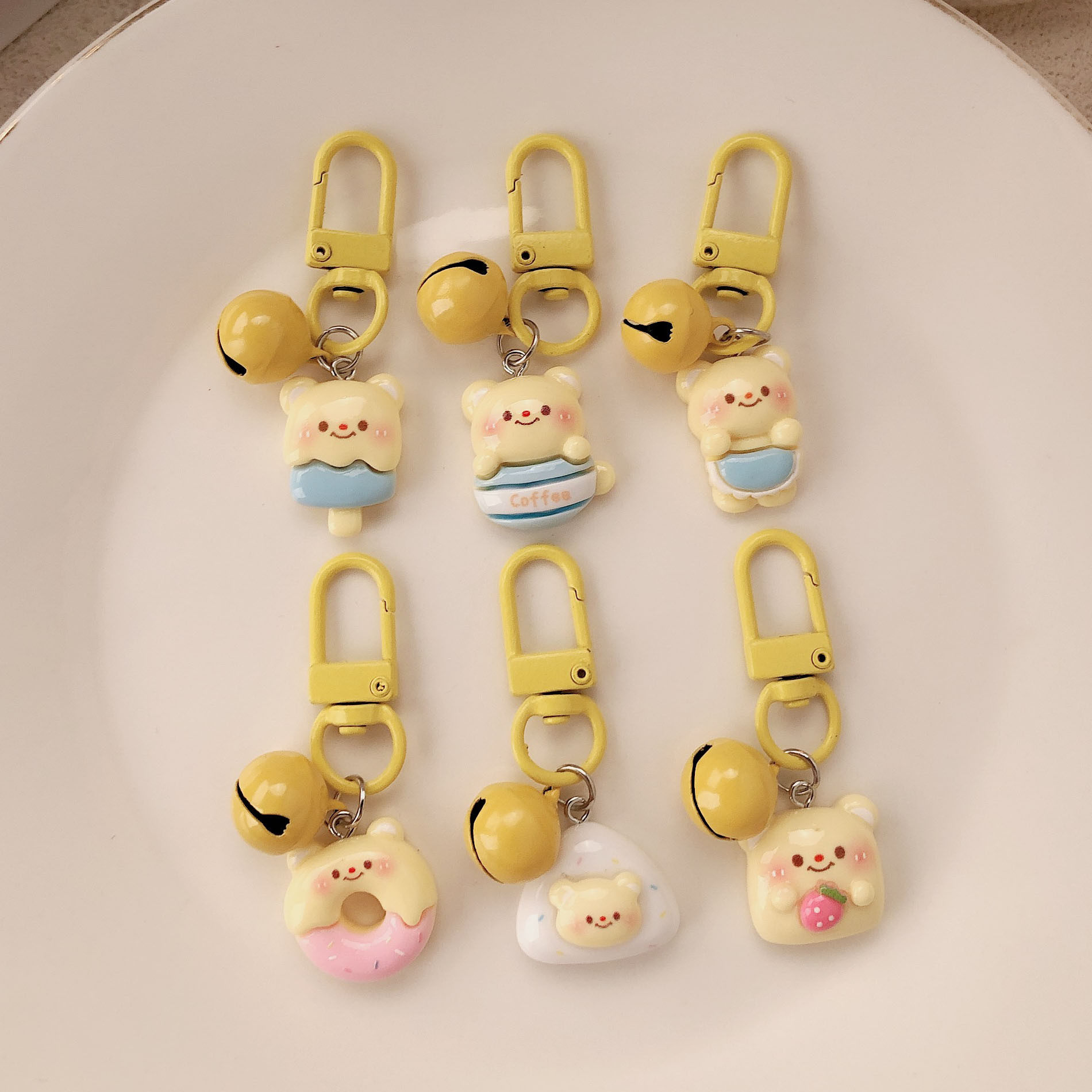 小熊钥匙扣 airpods保护套耳机壳挂件diy手机壳链条挂饰饰