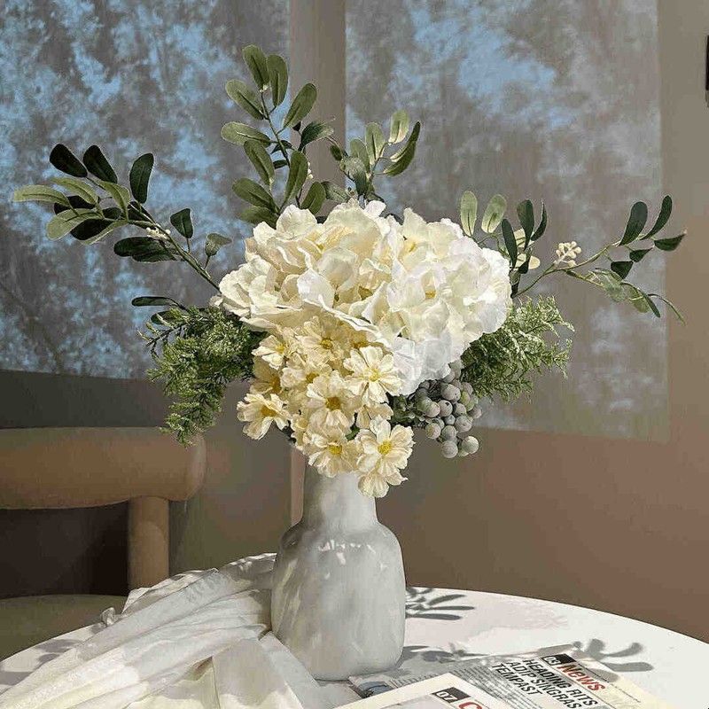 轻奢高档花束带花瓶绣球绿植仿真花绢花桌面客厅餐桌小众森系摆件图片