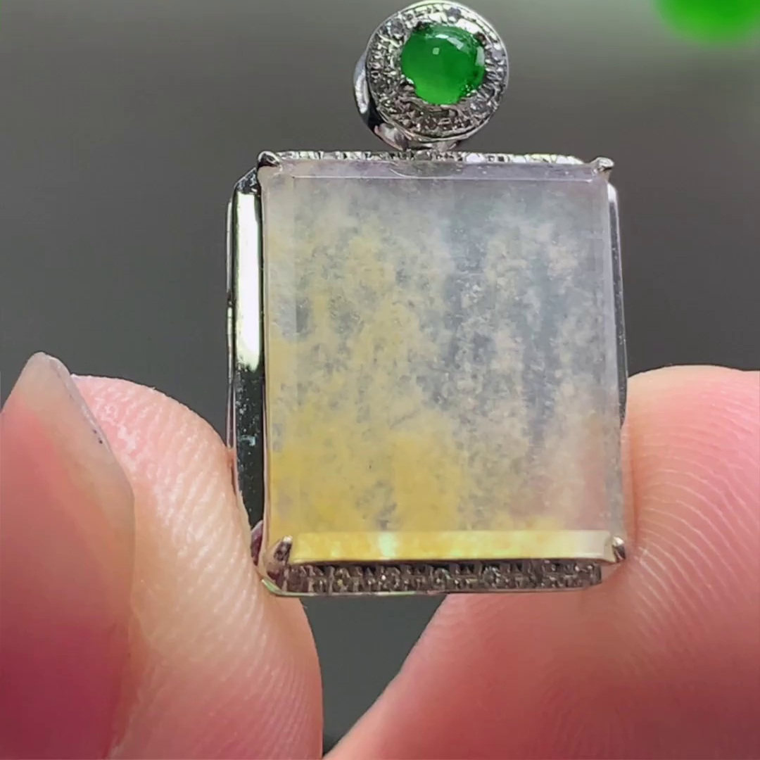 缅甸翡翠无事牌镶金玉吊坠天然玉