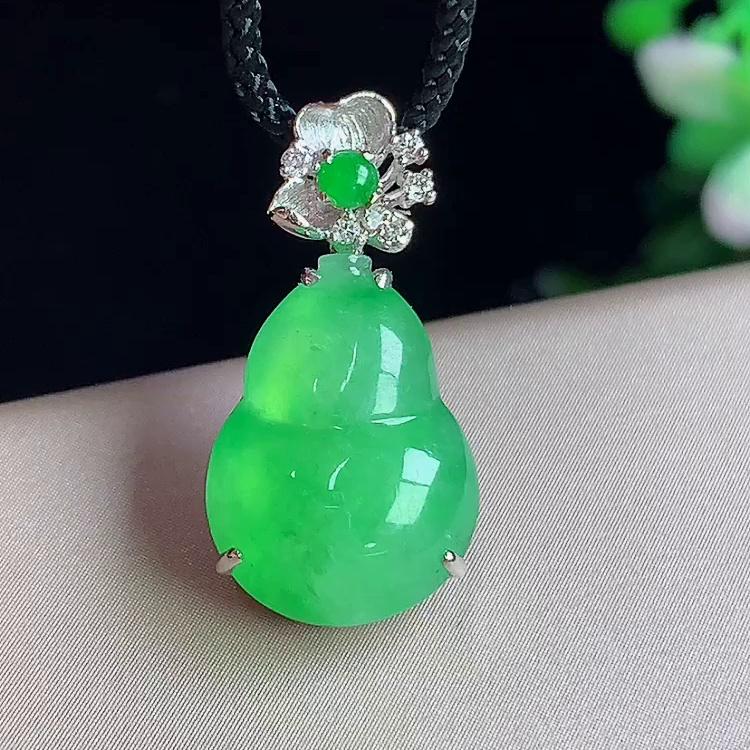 缅甸翡翠葫芦镶金玉吊坠天然玉石