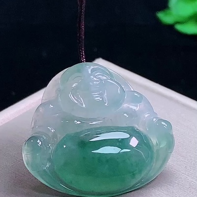 缅甸翡翠佛公玉吊坠天然玉石A货