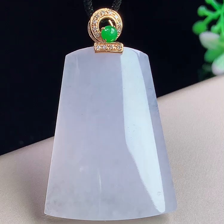 缅甸翡翠无事牌镶金玉吊坠天然玉