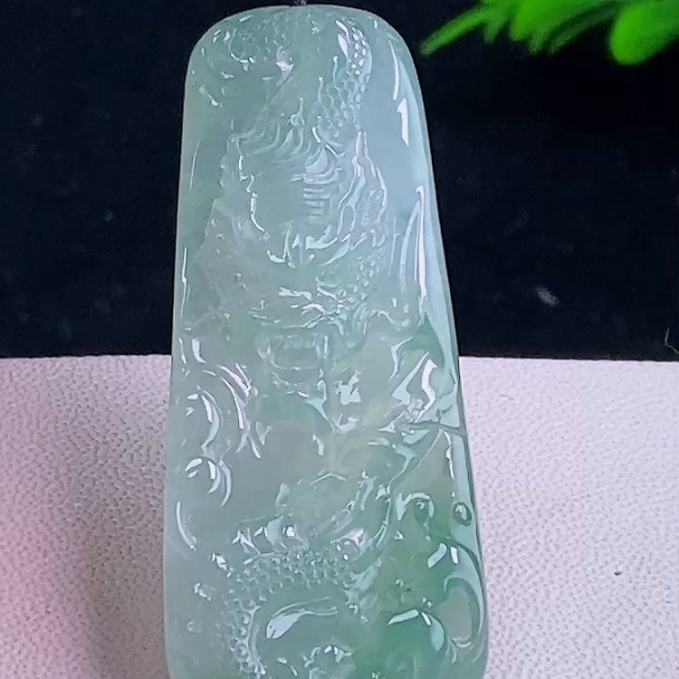 缅甸翡翠龙牌玉吊坠天然玉石A货冰种礼物新款证书正品高档0104
