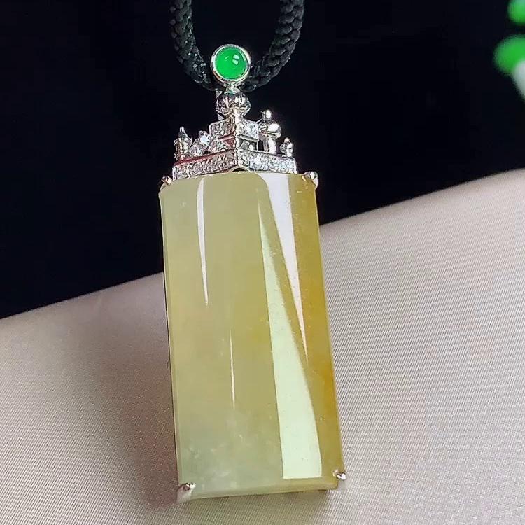 缅甸翡翠无事牌镶金玉吊坠天然玉