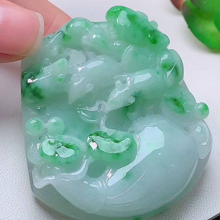 缅甸翡翠五鼠运财玉吊坠天然玉石A货冰种飘绿正品新款老坑1231