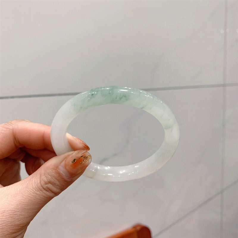 新疆天山翡翠美人镯00