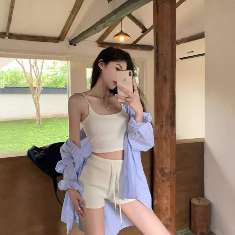 纯欲风撞色吊带小背心