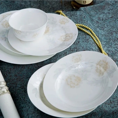 景德镇陶瓷餐具套装碗盘子家用骨瓷餐具碗碟饭碗套装礼品碗筷