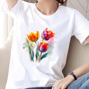 上衣网红时尚洋气ins花朵可爱印花女打底衫圆领休闲通勤短袖T恤
