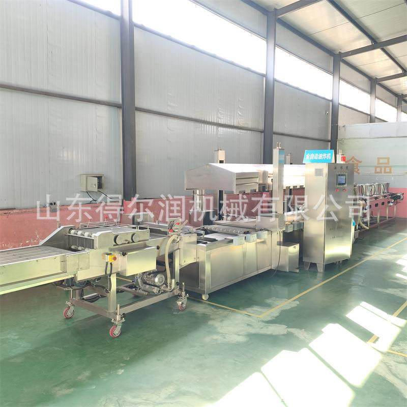 连续式香酥螃蟹油炸机 小型炸鱼生产线设备 自动上浆机 上门安装