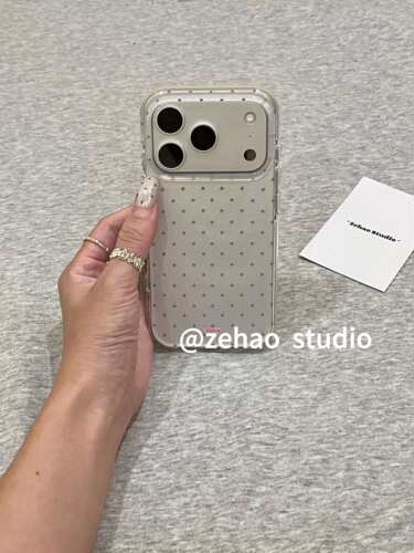 U2 简约银灰底小灰波点适用苹果18pro双层iphone17气囊16防摔手机壳
