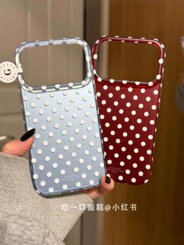 U2 蓝酒红底满屏白波点适用18promax手机壳iphone1716保护套