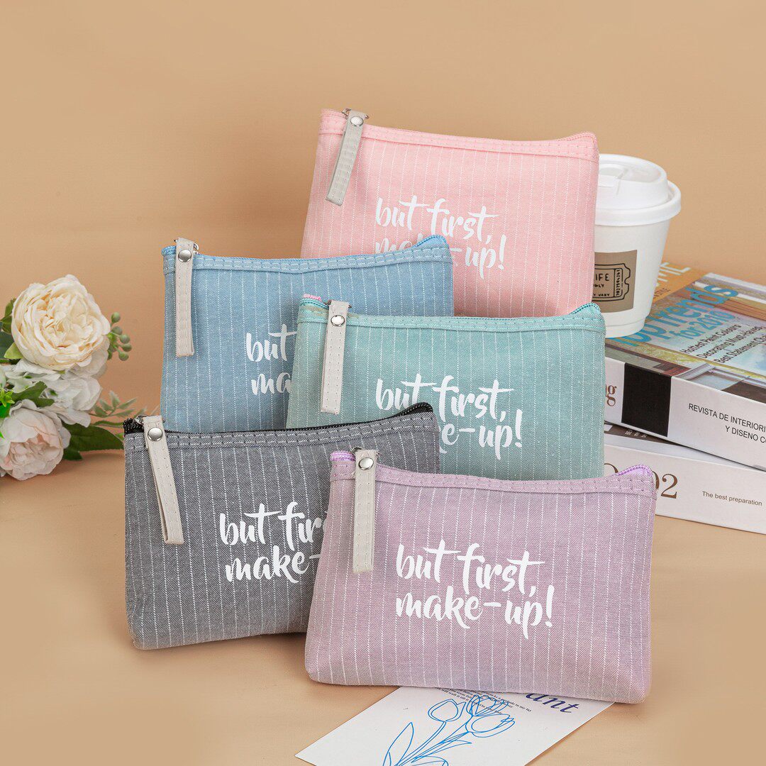 可爱韩系小号化妆包 防水旅行洗漱用品收纳包时尚布艺口红收纳袋