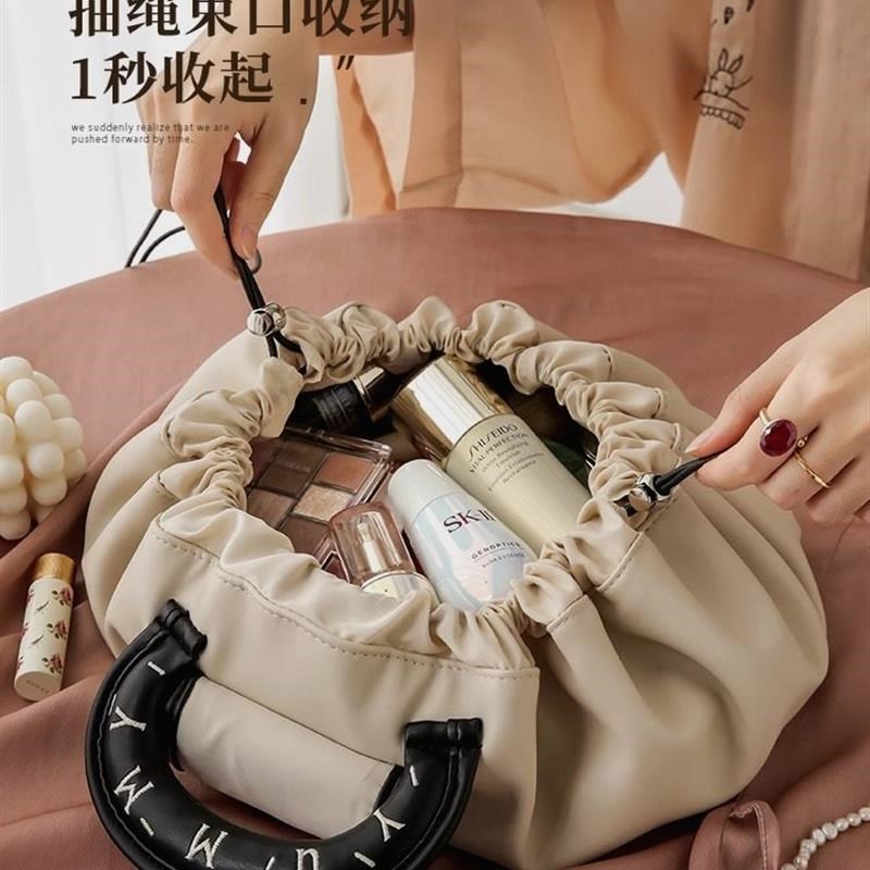 公主化妆包女大容量2023新款便携式懒人旅行收纳袋抽绳出差洗漱包