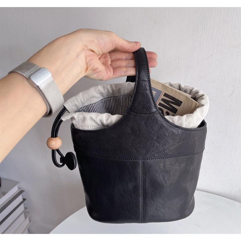 植鞣牛皮包复古小众新款大容量单肩斜挎手提水桶包内胆冬天斜挎包