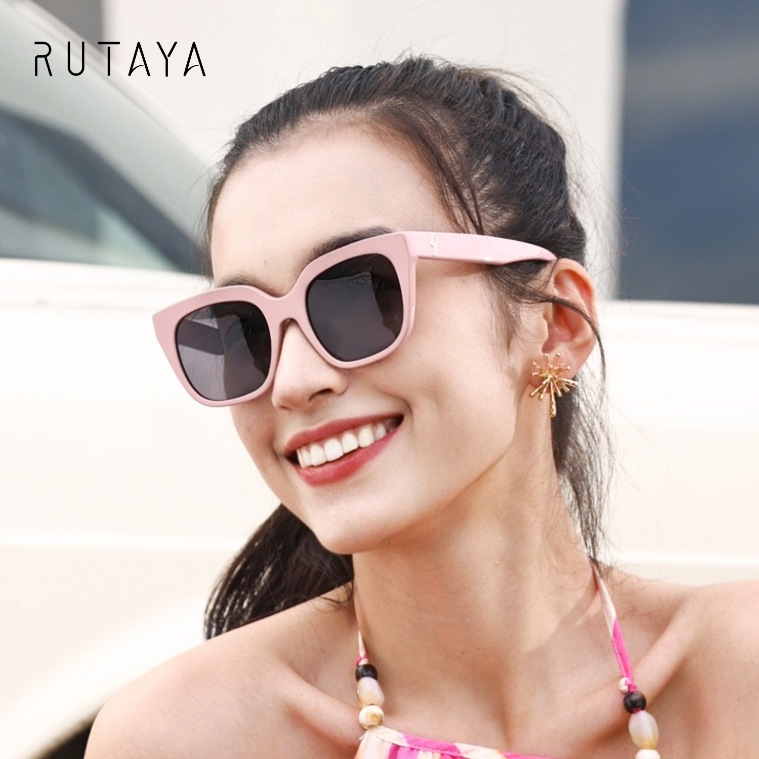 韩版时尚经典好搭配潮流款墨镜