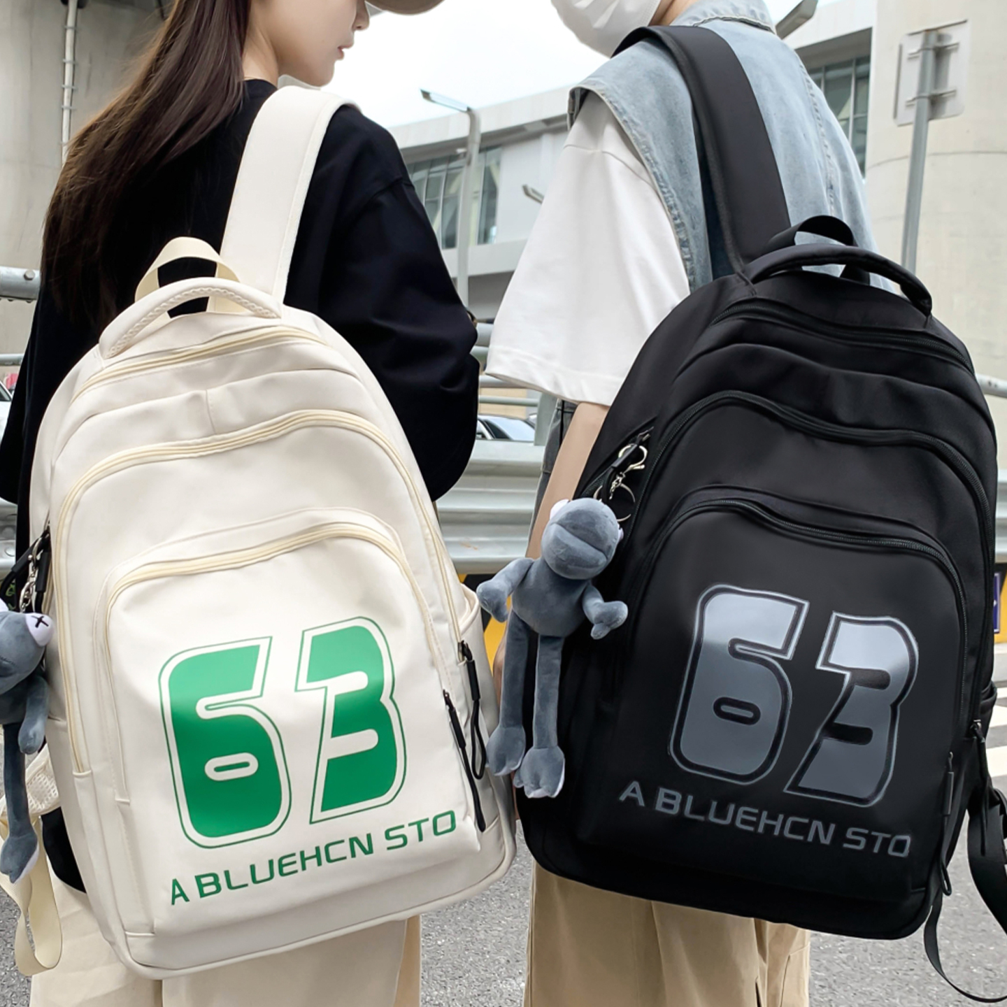 潮流双肩背包旅行轻便大容量书包