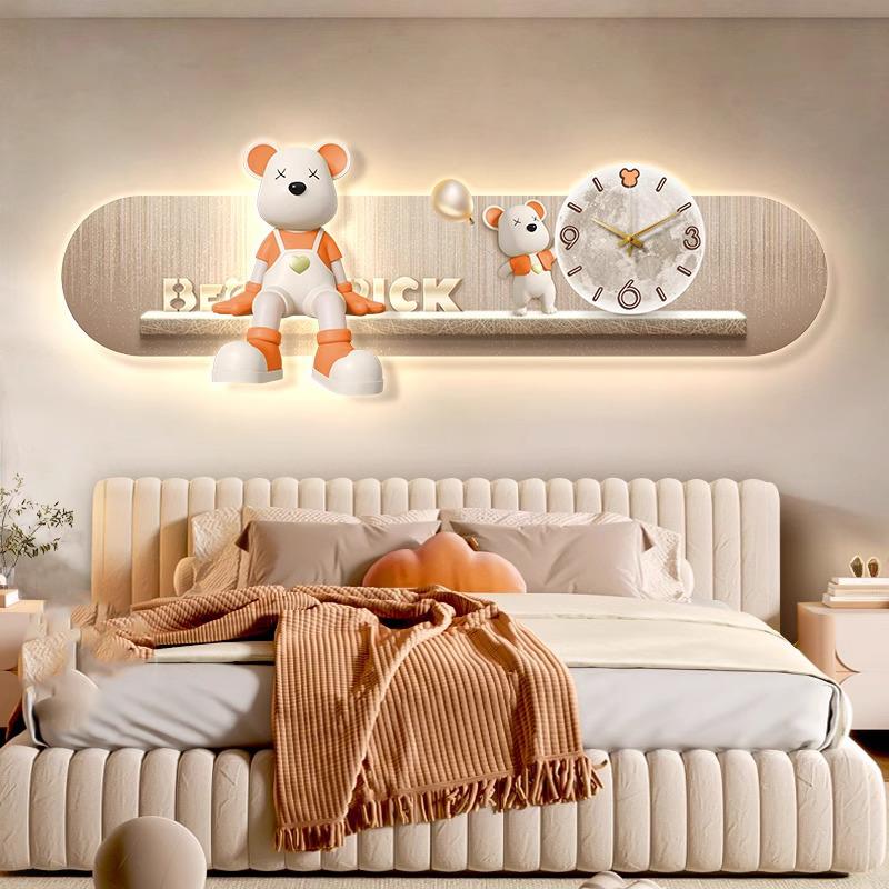 奶油风卧室装饰画画暴力熊儿童房床头钟表挂画画高级感创意卡通壁