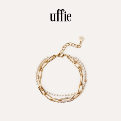 uffie于绘叠带钻饰珍珠手链