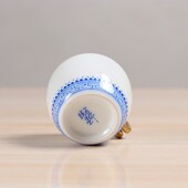 华胜堂 鸟食罐小鸟杯鸟笼配件 景德镇手绘描金图案绣眼杯二件套