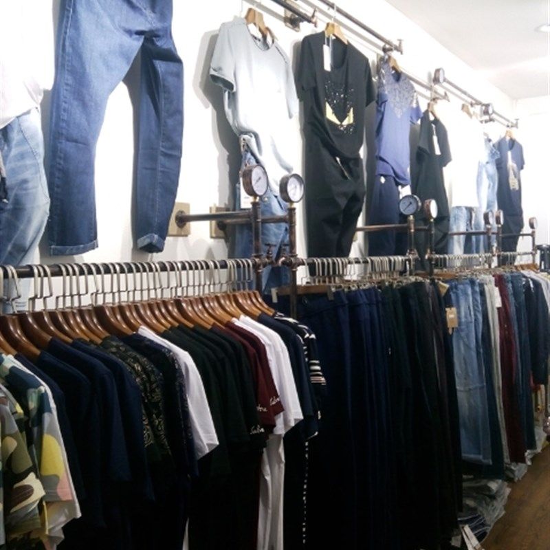 复古做旧铁艺水管服装展示架挂杆服装店货架上墙正挂衣架壁挂衣架