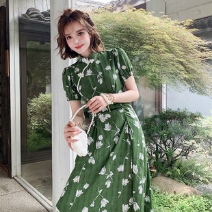 中式改良国风夏季日常深绿色碎花抽褶修身泡泡短袖中长旗袍连衣裙
