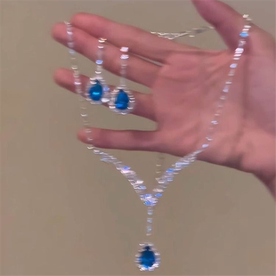 「蓝眼泪」冷淡风爆闪蓝色锆石水滴夸张项链复古轻奢千金感锁骨链