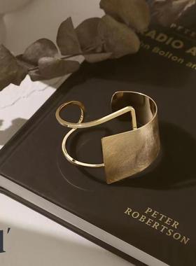 开口宽手镯女潮冷淡风金属手环网红时尚夸张小众设计手饰夏季