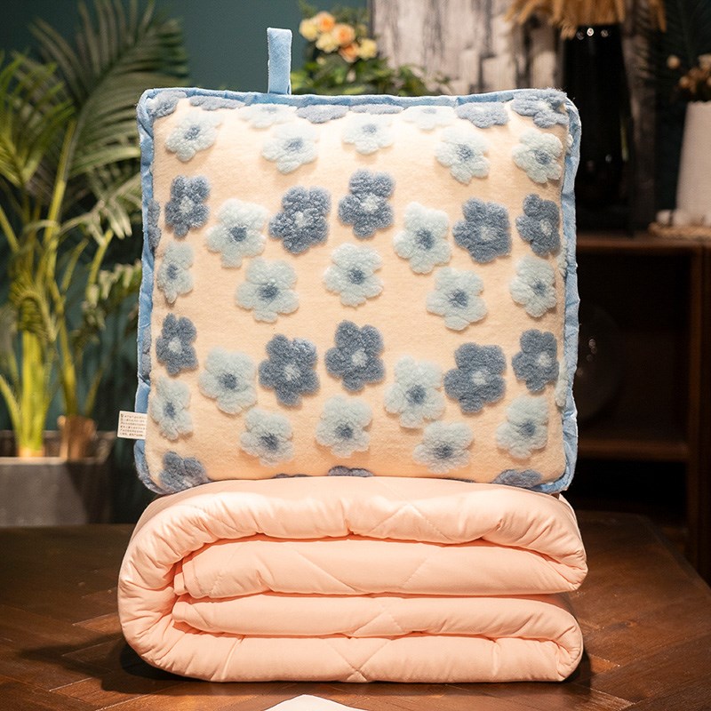 抱枕被子两用加厚加绒办公室午睡枕头毯子二合一汽车车载折叠靠枕