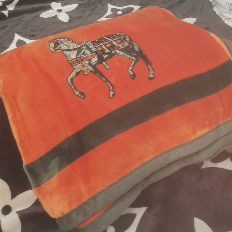 微瑕疵法兰绒毛毯被o子双层加厚盖毯冬季珊瑚绒被子沙发午睡毯