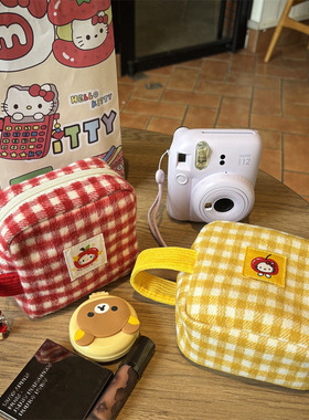 可爱kitty优质毛绒格子收纳包拍立得包正方形随身携带便捷ccd小包