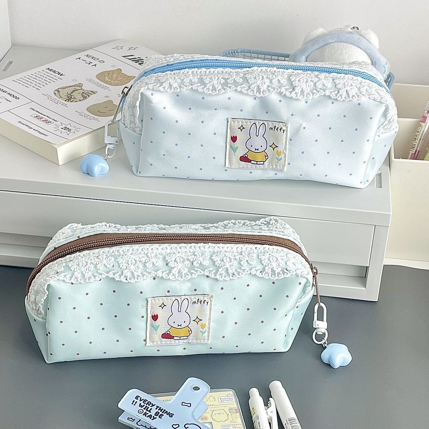 可爱卡通米菲兔子花边笔袋学生拉链文具盒马卡龙色蕾丝边收纳包