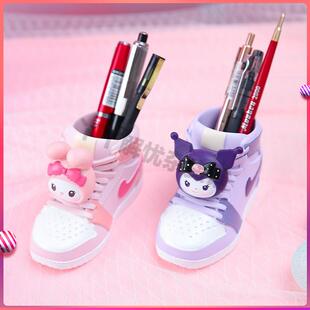 鞋子文具盒笔袋笔筒女孩马丁靴男孩女生可爱搞怪网红初中生造型帆