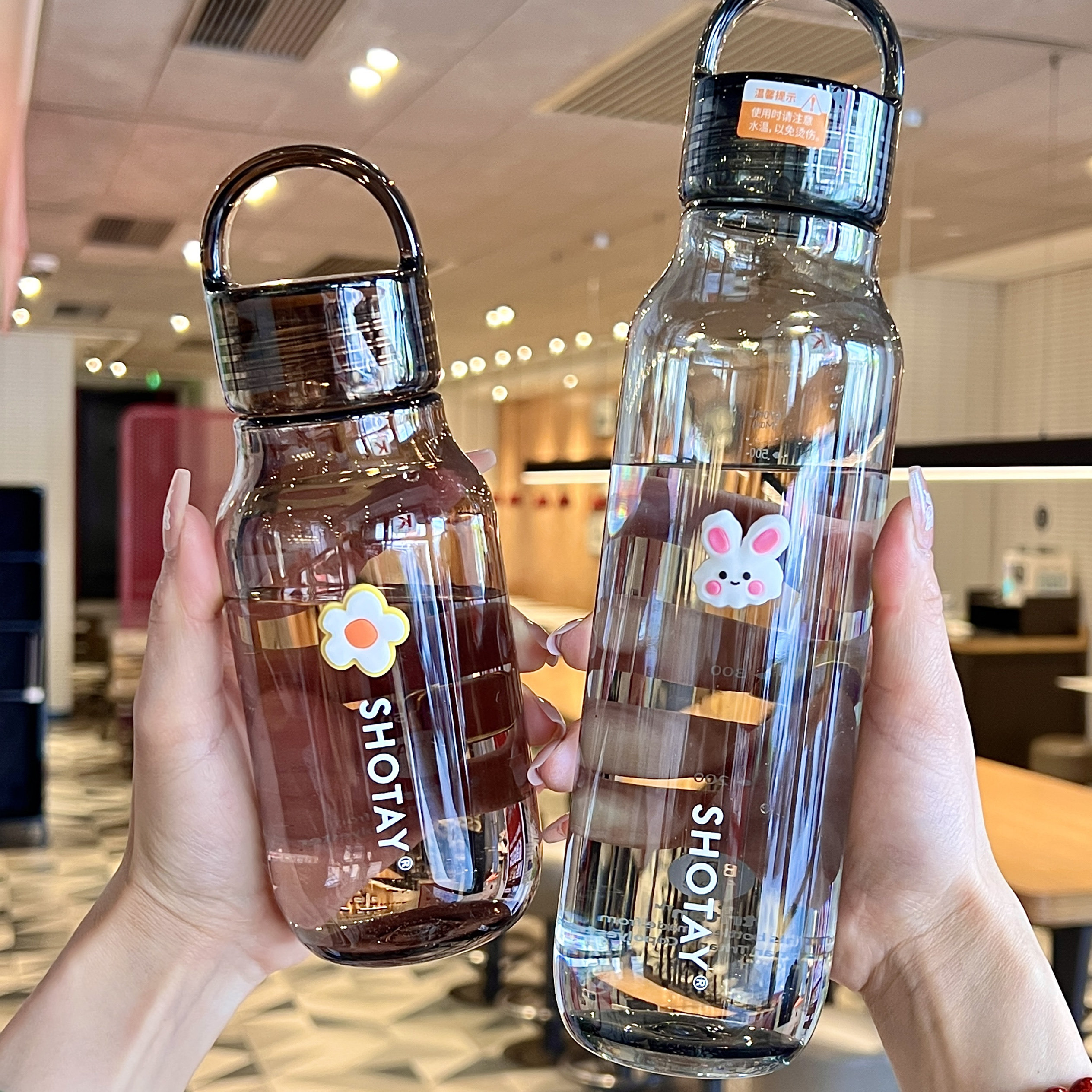 简约水杯男运动便携透明水壶食品级学生直饮杯夏季耐高温随行杯子