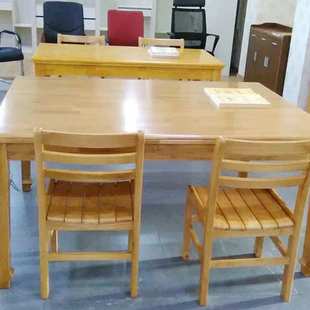 橡木图书馆阅览桌椅少儿实木阅览台幼儿阅览室看书实木桌子书桌