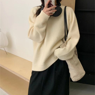 女上衣外穿 秋冬季 新款 韩版 圆领简约百搭毛衣女宽松纯色洋气针织衫
