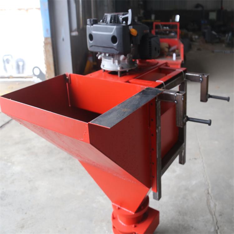 马路车载融雪撒布机离心式汽油动力0.35方后挂撒盐机除雪化冰机