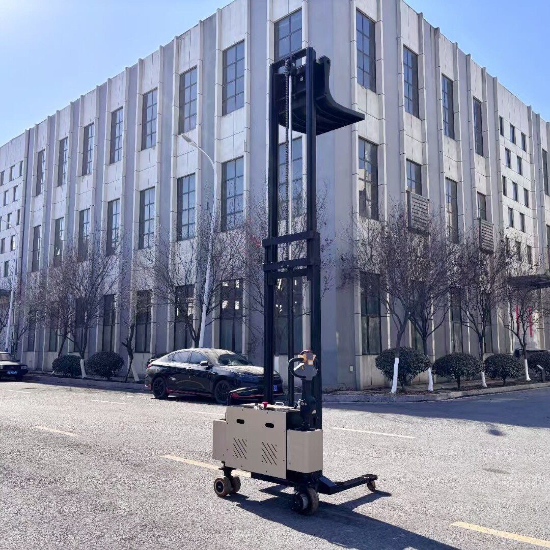 四向行驶窄通道堆高车纸卷车纺织卷料放料工具车圆形物料装卸车