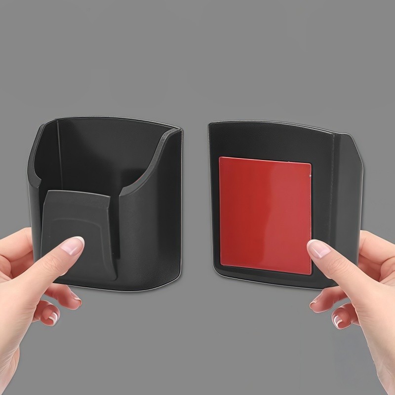 汽车钥匙收纳盒车内用品钥匙套储物盒仪表中控台遥控器卡片收纳盒