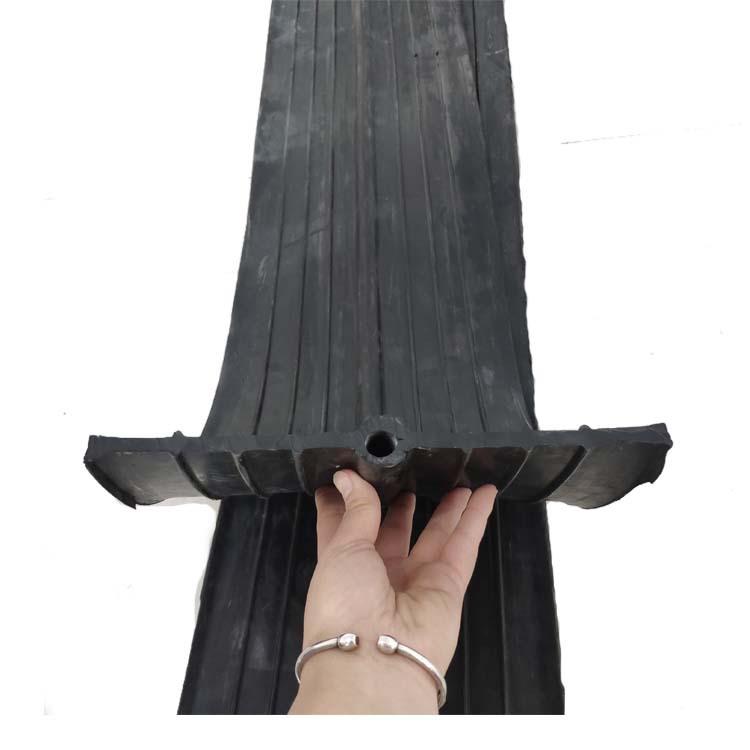 橡胶止水带 中埋型外贴式背贴钢边塑料橡皮闸门遇水膨胀65123086