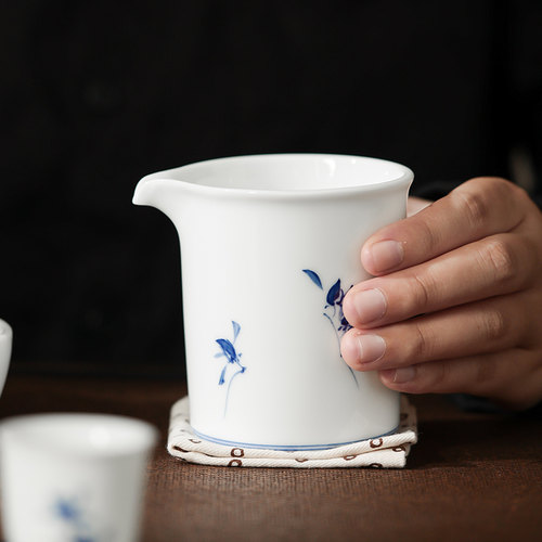 纯手绘蝴蝶兰公道杯陶瓷茶海功夫茶具套装配件高端匀杯分茶器