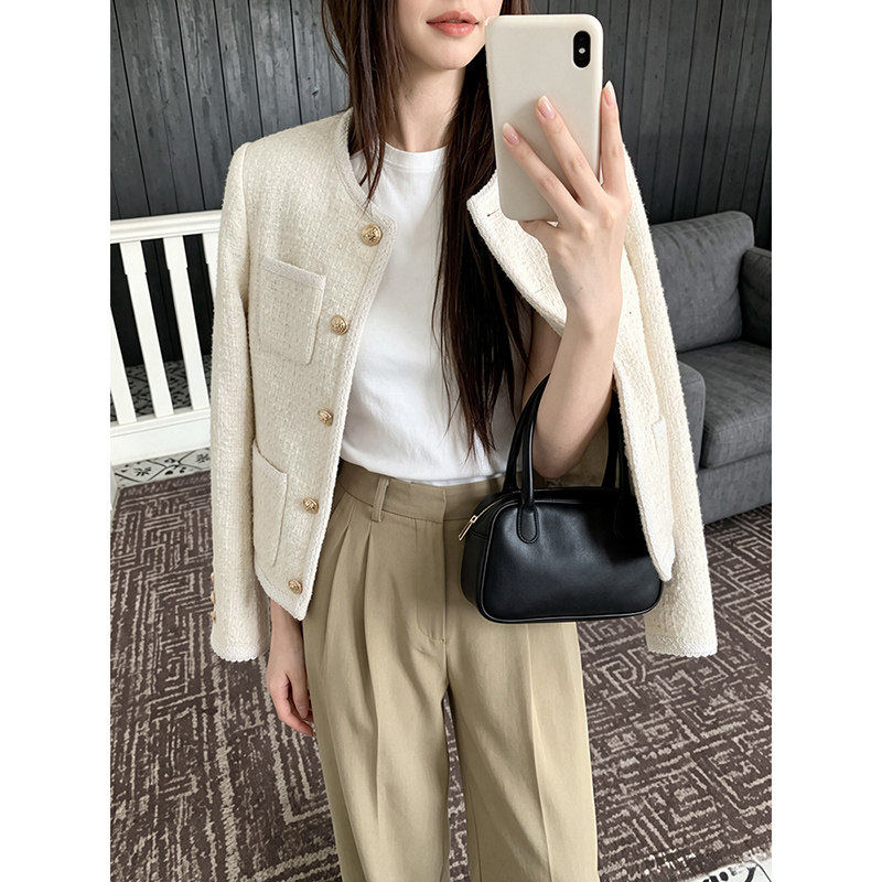 白色小香风羽绒外套女春秋法式小个子高级感套装加厚羊毛短款上衣