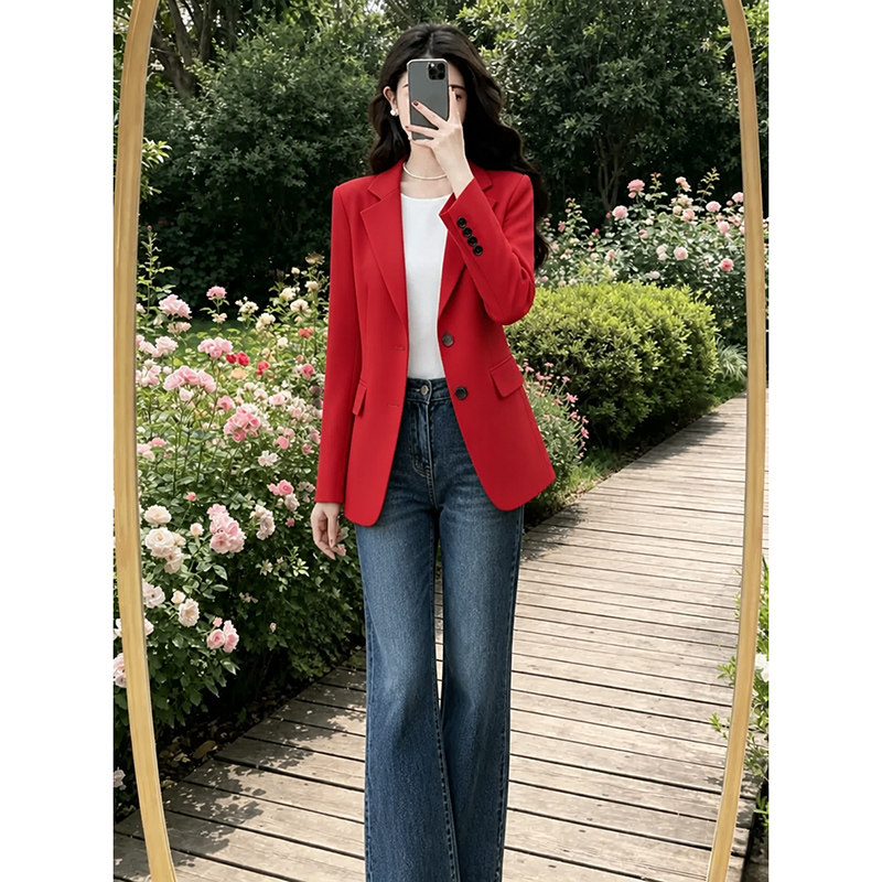 红色西装外套女2026新款早春秋韩系高级感小个子正肩休闲短款西服
