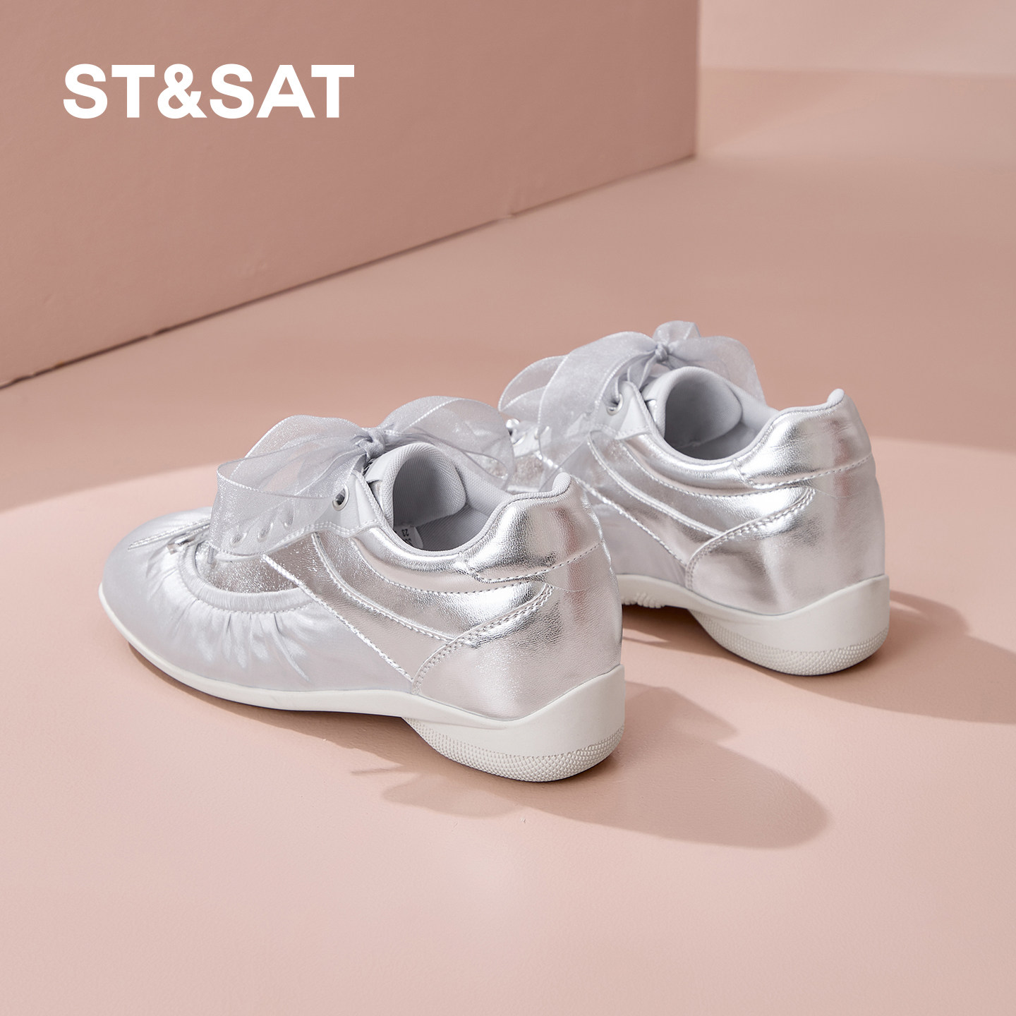 星期六2026年春季新款增高德训鞋