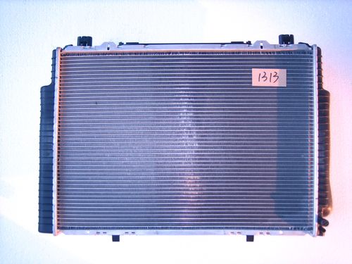 1405001403用于奔驰92-99年S级W140 C140 S500S420汽车散热器水箱